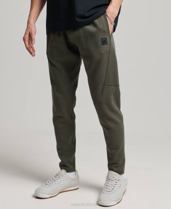 erkekler Superdry haki teknoloji konik joggers NNTB6389
