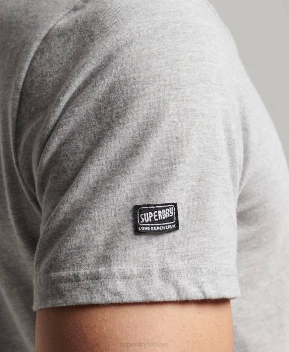 erkekler Superdry gri eski cali t-shirt NNTB4909