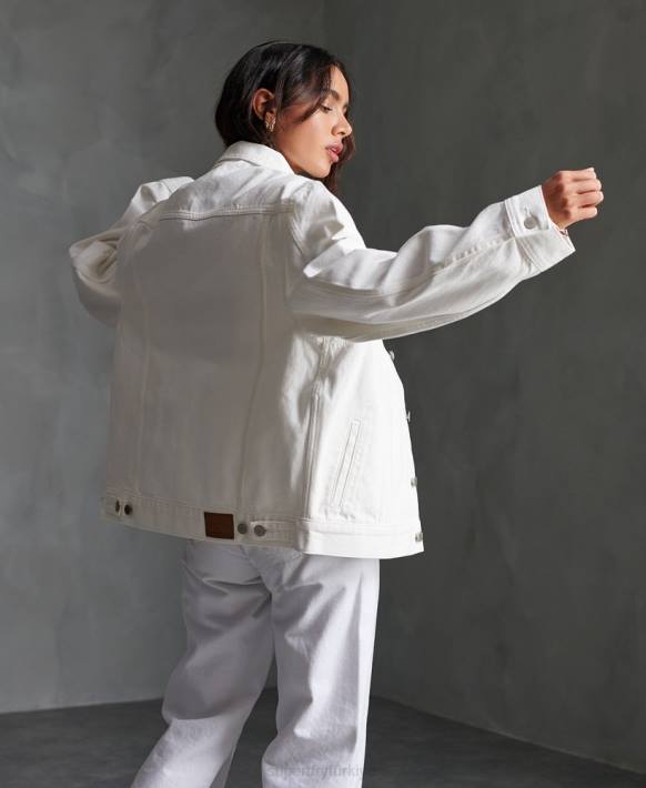 kadınlar Superdry beyaz erkek arkadaşı kamyon şoförü ceketi NNTB3854