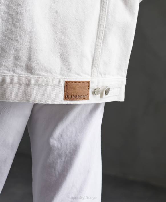 kadınlar Superdry beyaz erkek arkadaşı kamyon şoförü ceketi NNTB3854