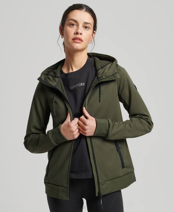 kadınlar Superdry haki teknoloji softshell ceket NNTB5614