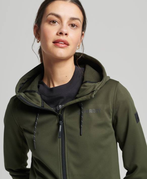 kadınlar Superdry haki teknoloji softshell ceket NNTB5614