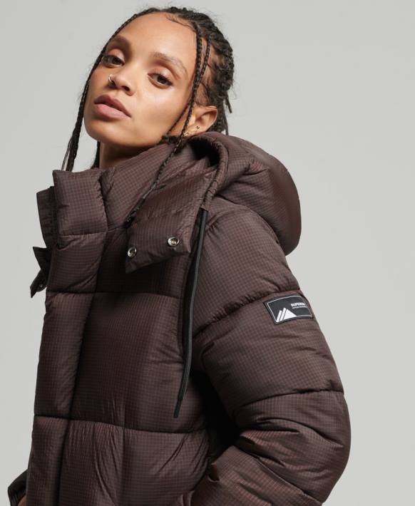 kadınlar Superdry kahverengi kapüşonlu yırtılmaz şişme mont NNTB3576