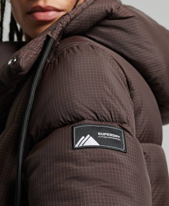 kadınlar Superdry kahverengi kapüşonlu yırtılmaz şişme mont NNTB3576