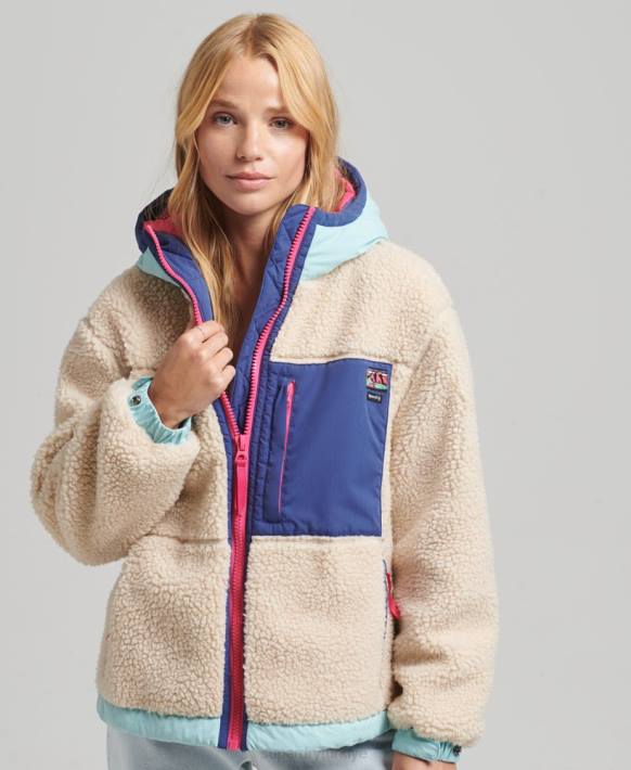 kadınlar Superdry krem kapüşonlu sherpa ceket NNTB3788