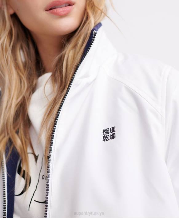 kadınlar Superdry krem uzun kollu essentials 4'ü 1 arada ceket NNTB3857