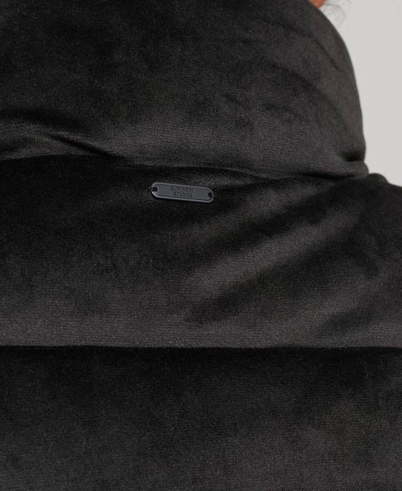 kadınlar Superdry siyah studios kadife kapitone ceket NNTB3570