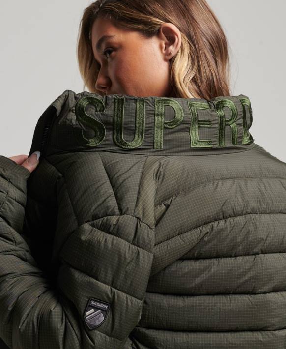kadınlar Superdry yeşil klasik logolu şişme mont NNTB5437