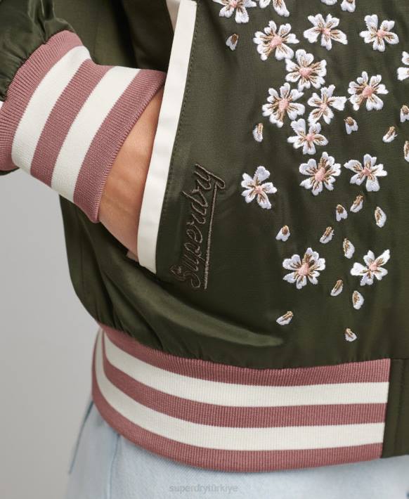 kadınlar Superdry yeşil sukajan işlemeli bomber ceket NNTB5660