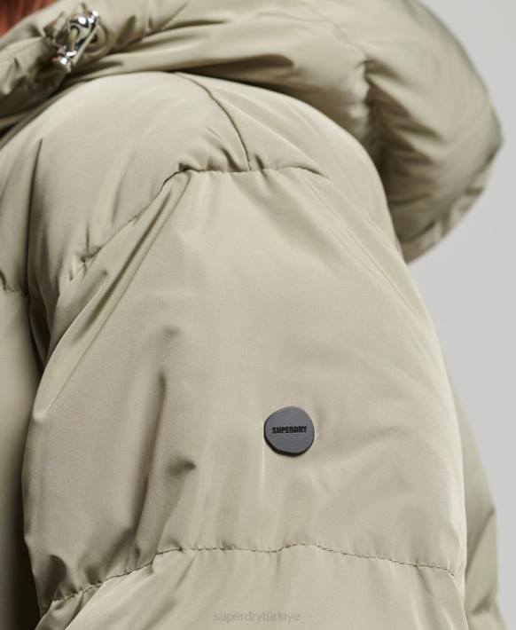 kadınlar Superdry haki kapüşonlu maksi şişme mont NNTB3693