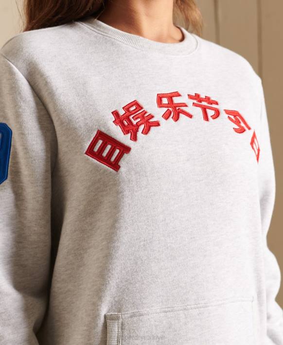 kadınlar Superdry açık gri büyük boy eski logo kaynak ekibi sweatshirt NNTB6143