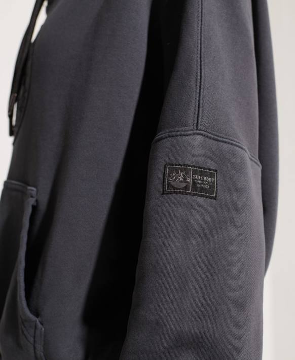 kadınlar Superdry siyah keşif grafikli kısa kapüşonlu svetşört NNTB6144