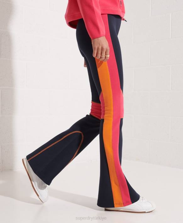 kadınlar Superdry Donanma dağa tırmanan işaret fişeği koşucusu NNTB3948