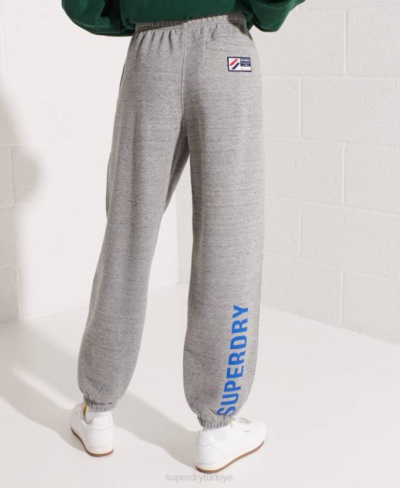 kadınlar Superdry açık gri şehir üniversitesi koşucuları NNTB6563