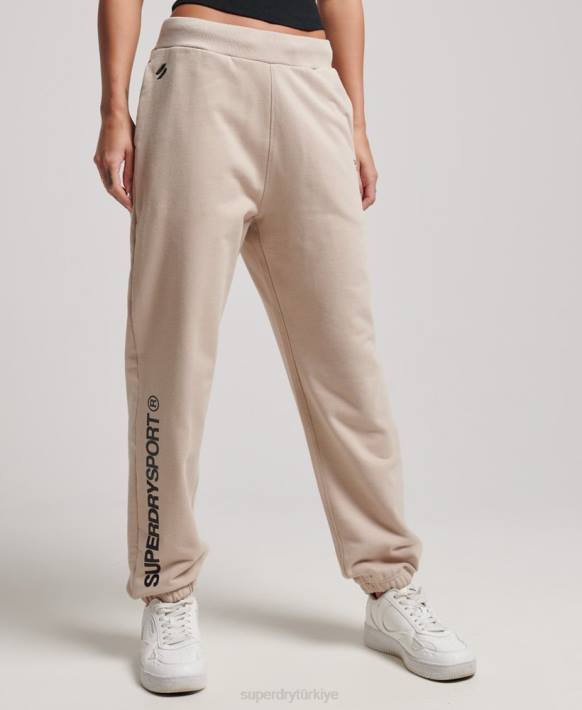kadınlar Superdry bej çekirdek koşucular NNTB3905