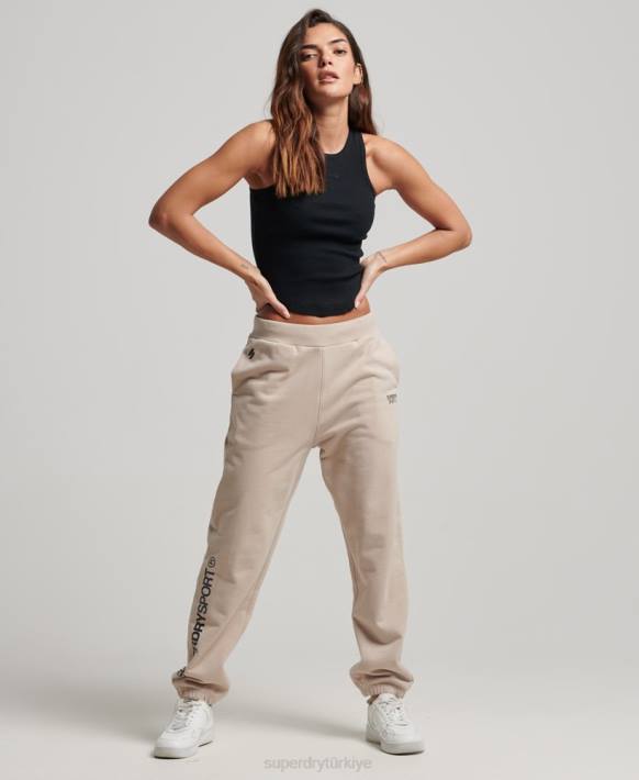 kadınlar Superdry bej çekirdek koşucular NNTB3905