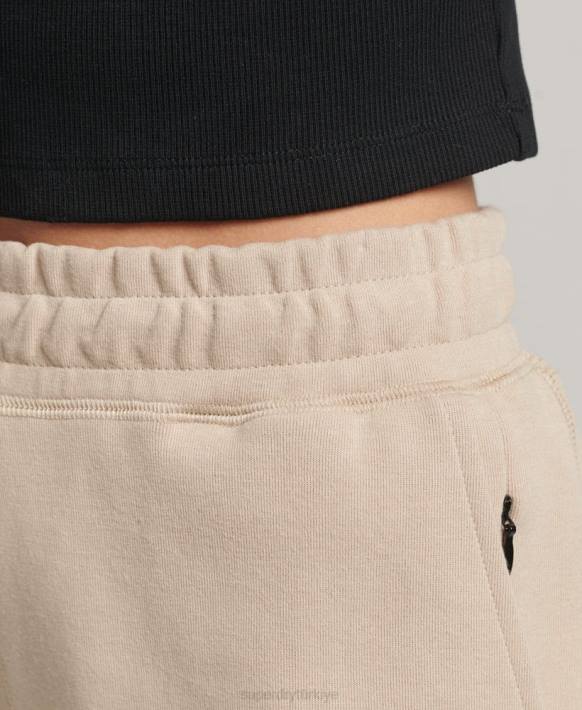 kadınlar Superdry bej teknoloji koşucuları NNTB3917