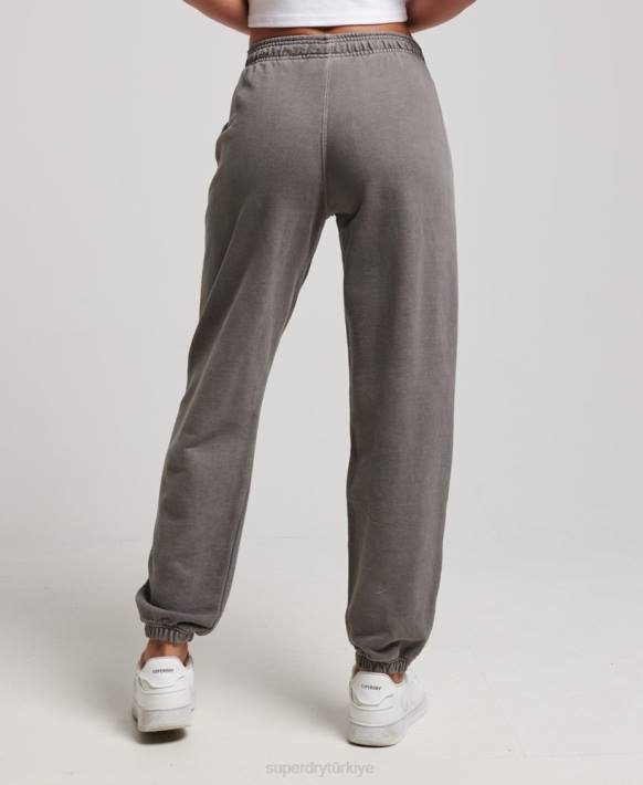 kadınlar Superdry gri çekirdek spor koşucuları NNTB3926
