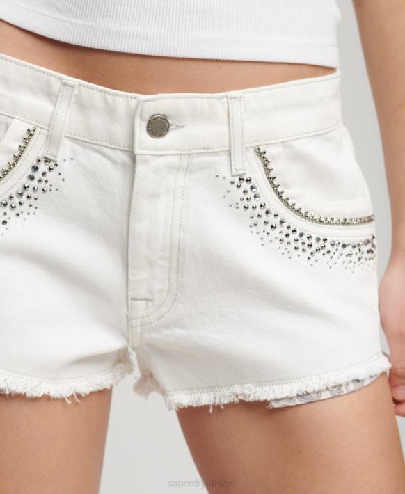 kadınlar Superdry beyaz taş işlemeli kot şort NNTB3098