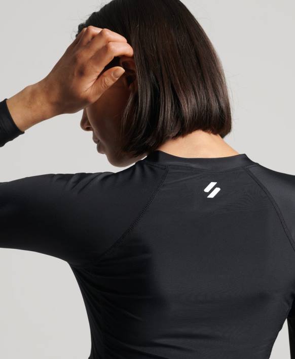 kadınlar Superdry siyah kırpılmış döküntü üst NNTB3234